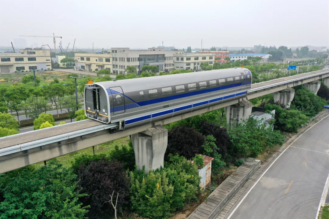 超級(jí)重磅！時(shí)速600公里高速磁浮試驗(yàn)樣車成功試跑